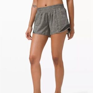 lululemon grey low rise 4 inch hotty hot shorts. size 8